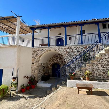 Politeika Traditional House Tirós Esterno foto